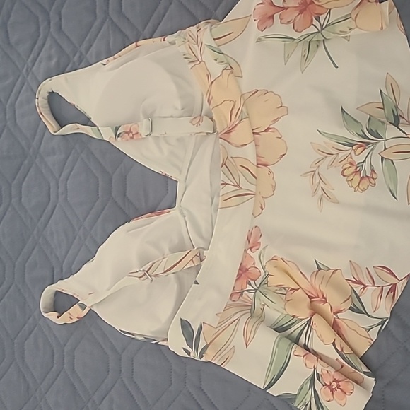 Floral Ruffle Tankini - Picture 8 of 8